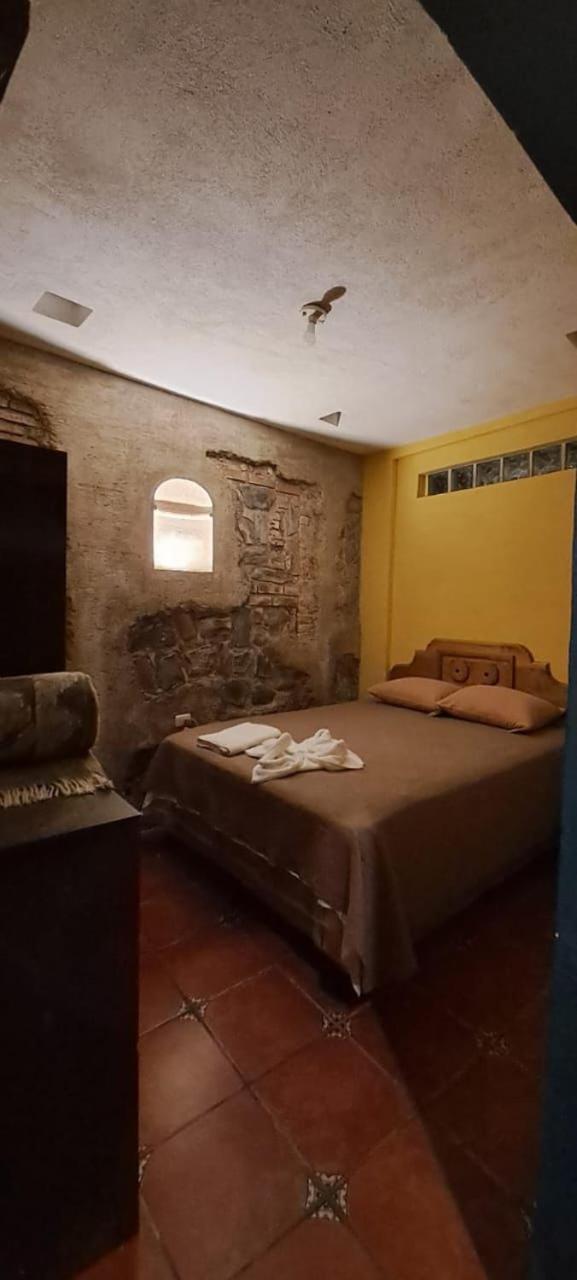 Hotel Posada Gutierrez Antigua Luaran gambar